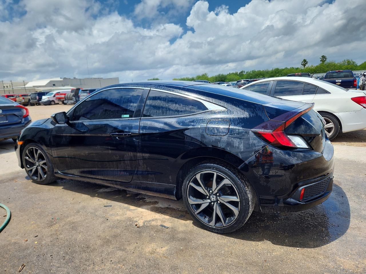 2020 Honda Civic Sport - Фото 2