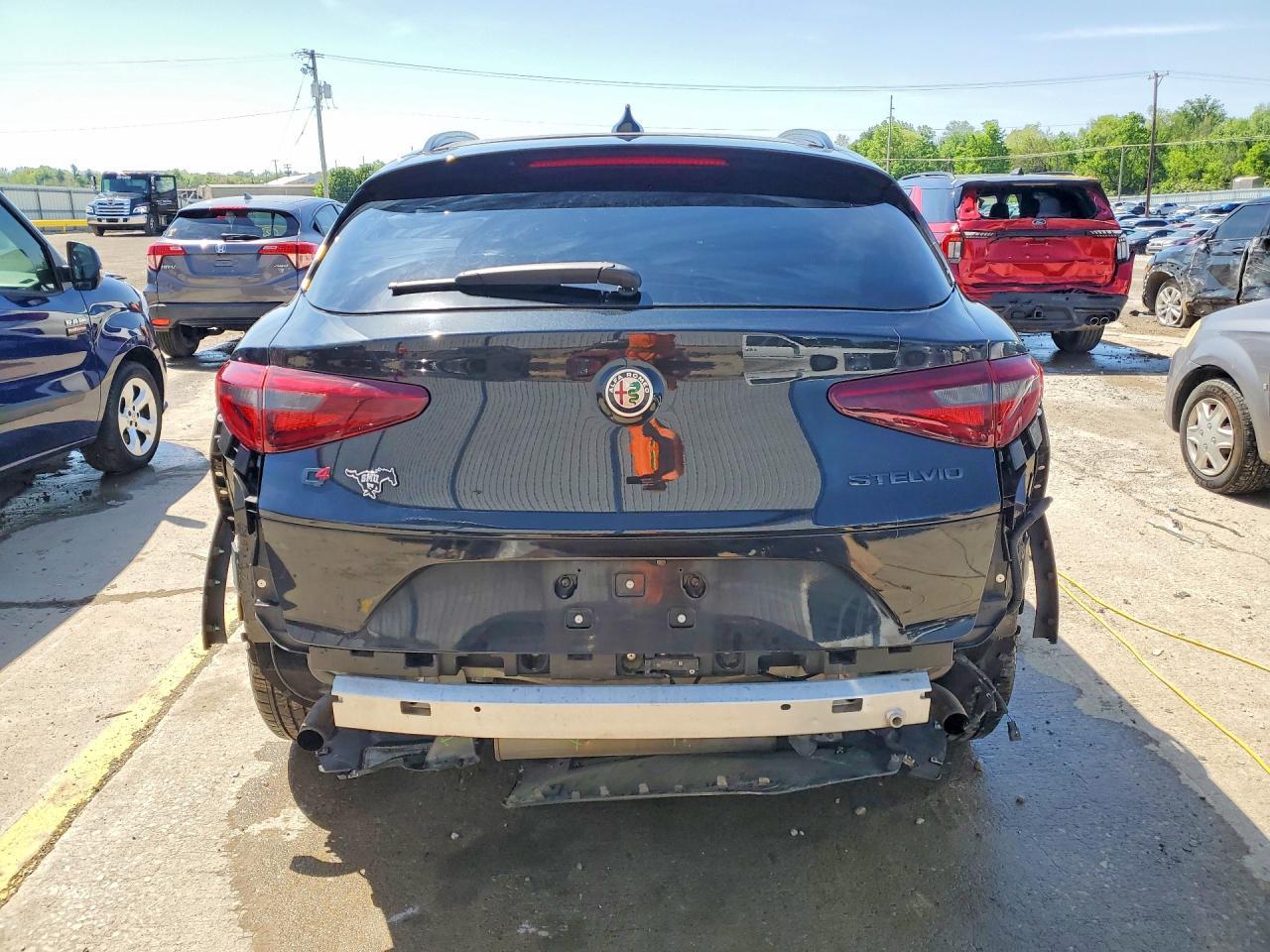 2021 Alfa Romeo Stelvio Sport - Фото 6