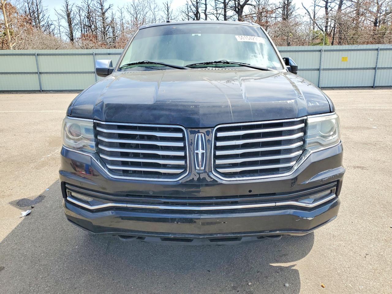 2017 Lincoln Navigator L Select - Image 5