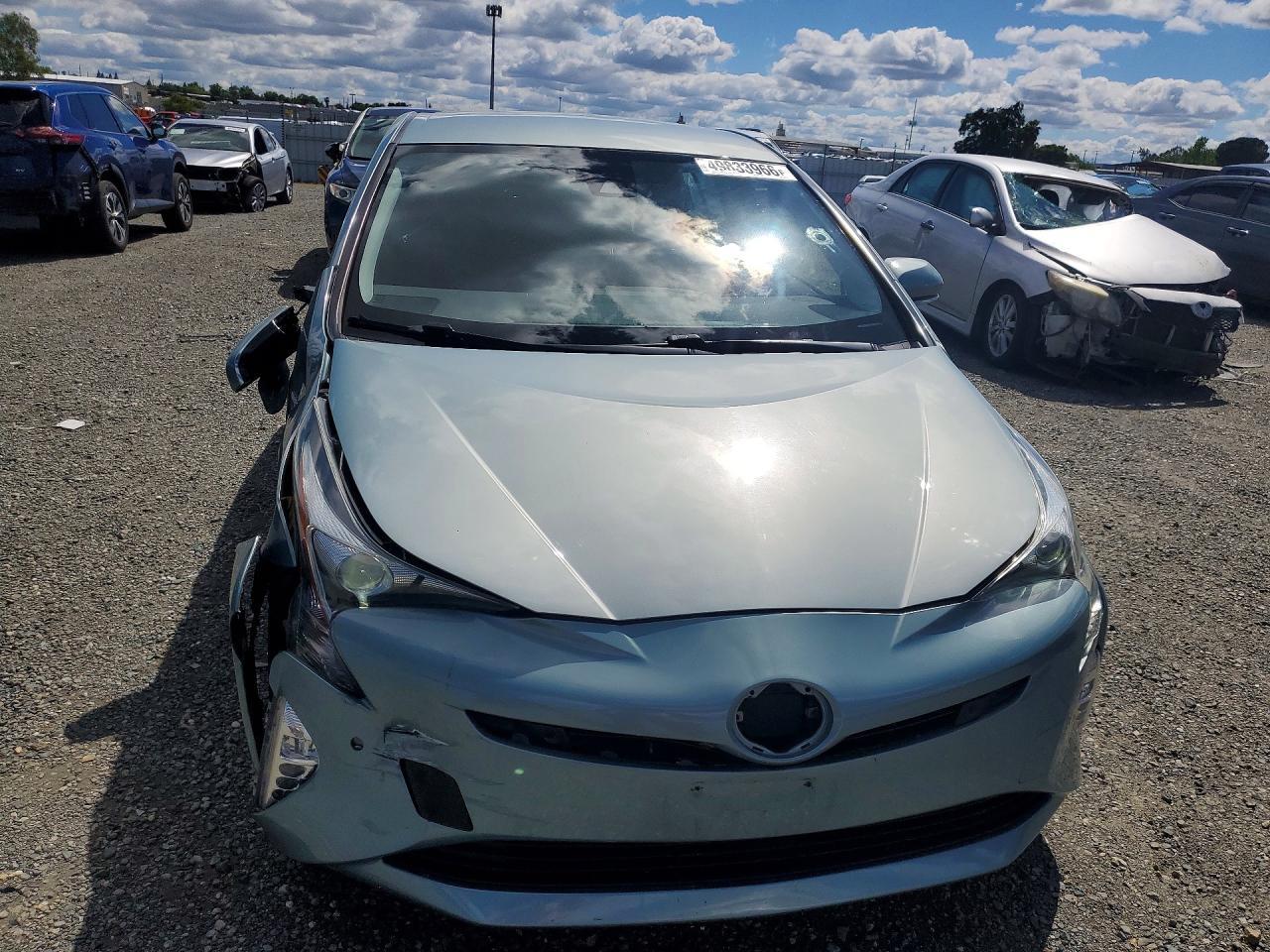 2018 Toyota Prius Three Touring - Фото 5