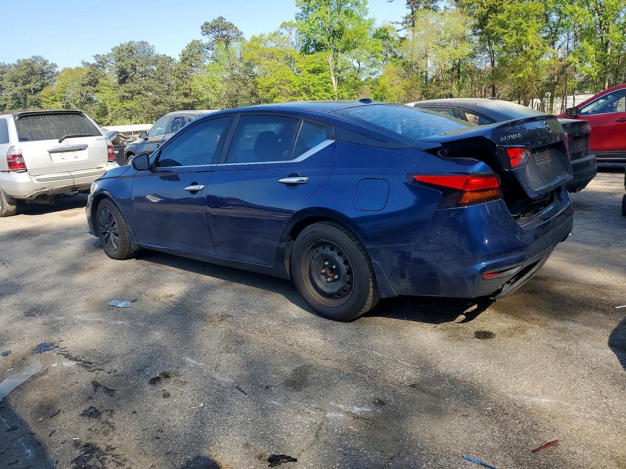 2019 Nissan Altima 2.5 S - Image 2