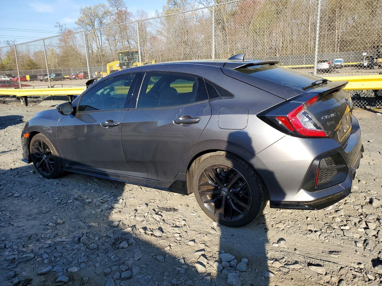 2021 Honda Civic Sport - Фото 2
