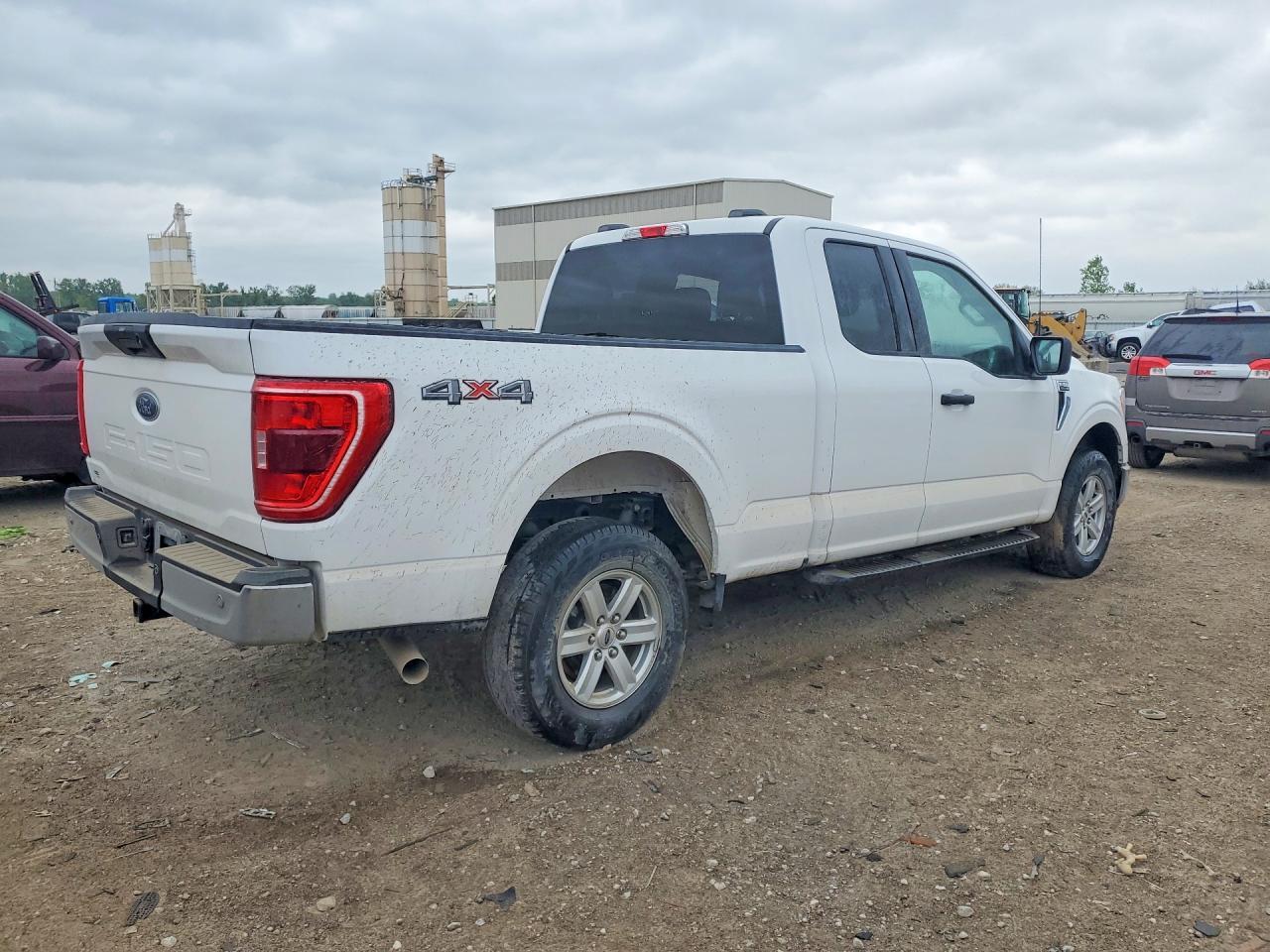2022 Ford F150 Super Cab - Фото 3