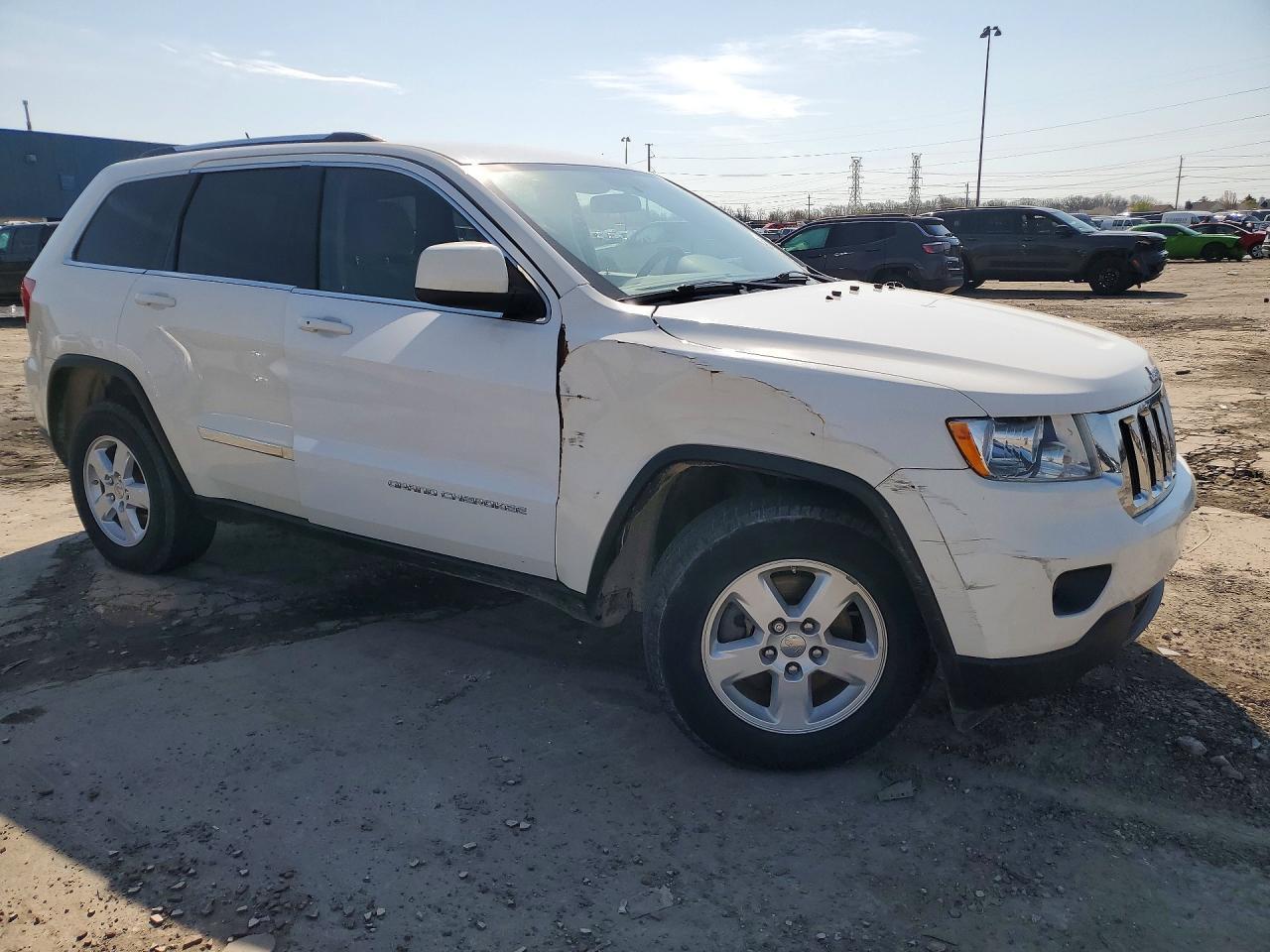 2011 Jeep Grand Cherokee Laredo - Image 7