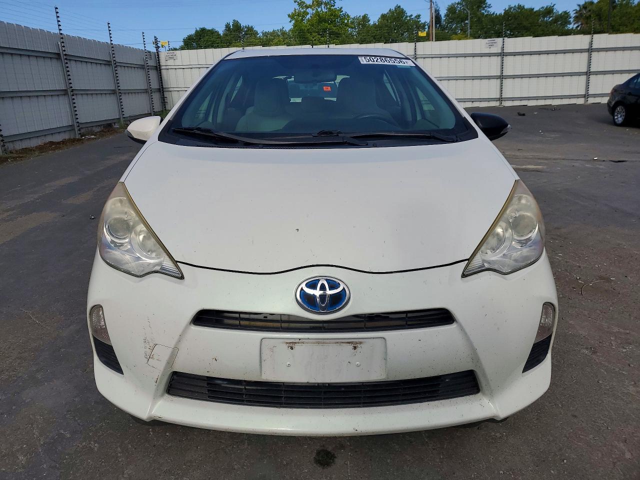 2014 Toyota Prius C One - Image 5