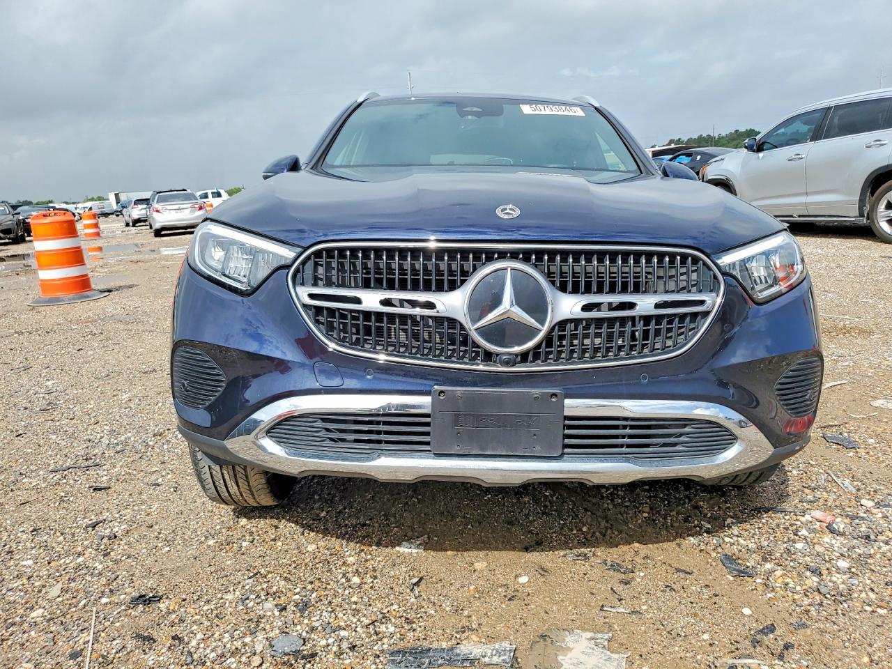 2024 Mercedes-Benz Glc 300 - Image 5