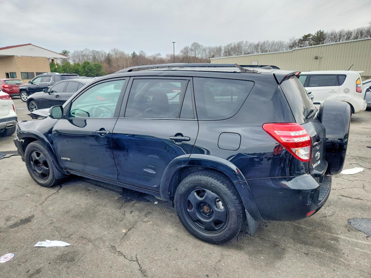 2012 Toyota Rav 4 - Image 2