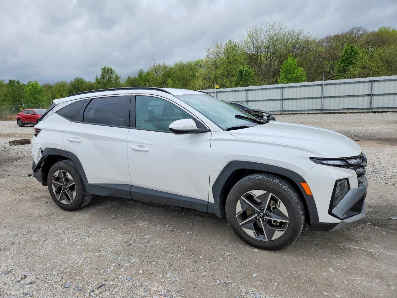 2025 Hyundai Tucson Sel - Image 4