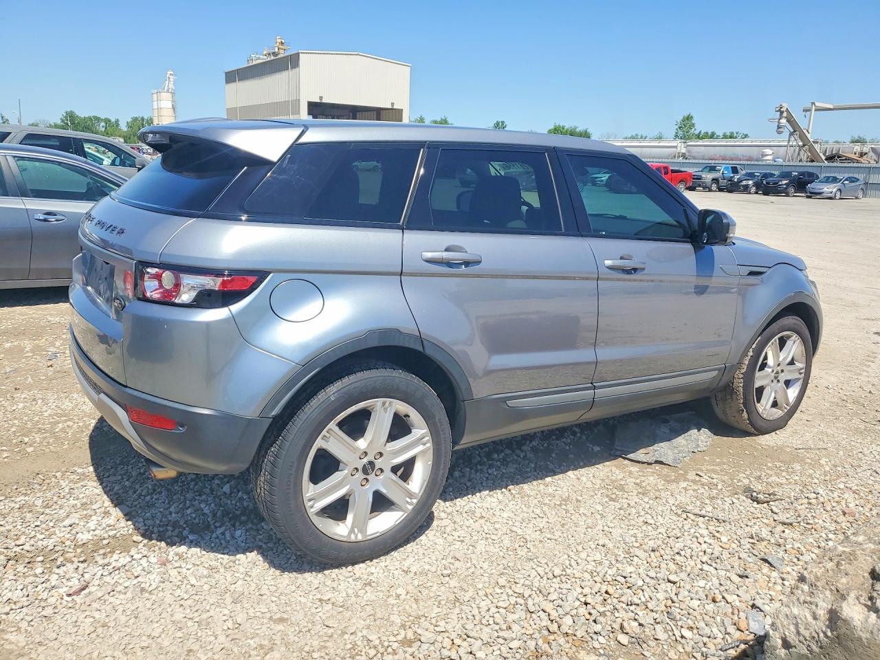 2012 Land Rover Range Rover Evoque Pure Premium - Image 3