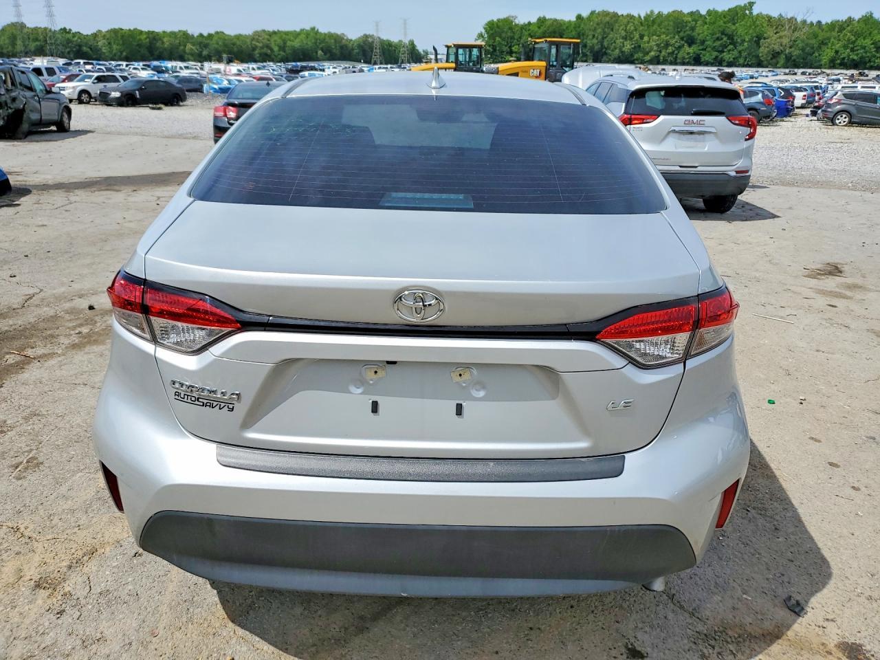 2025 Toyota Corolla Le - Image 6