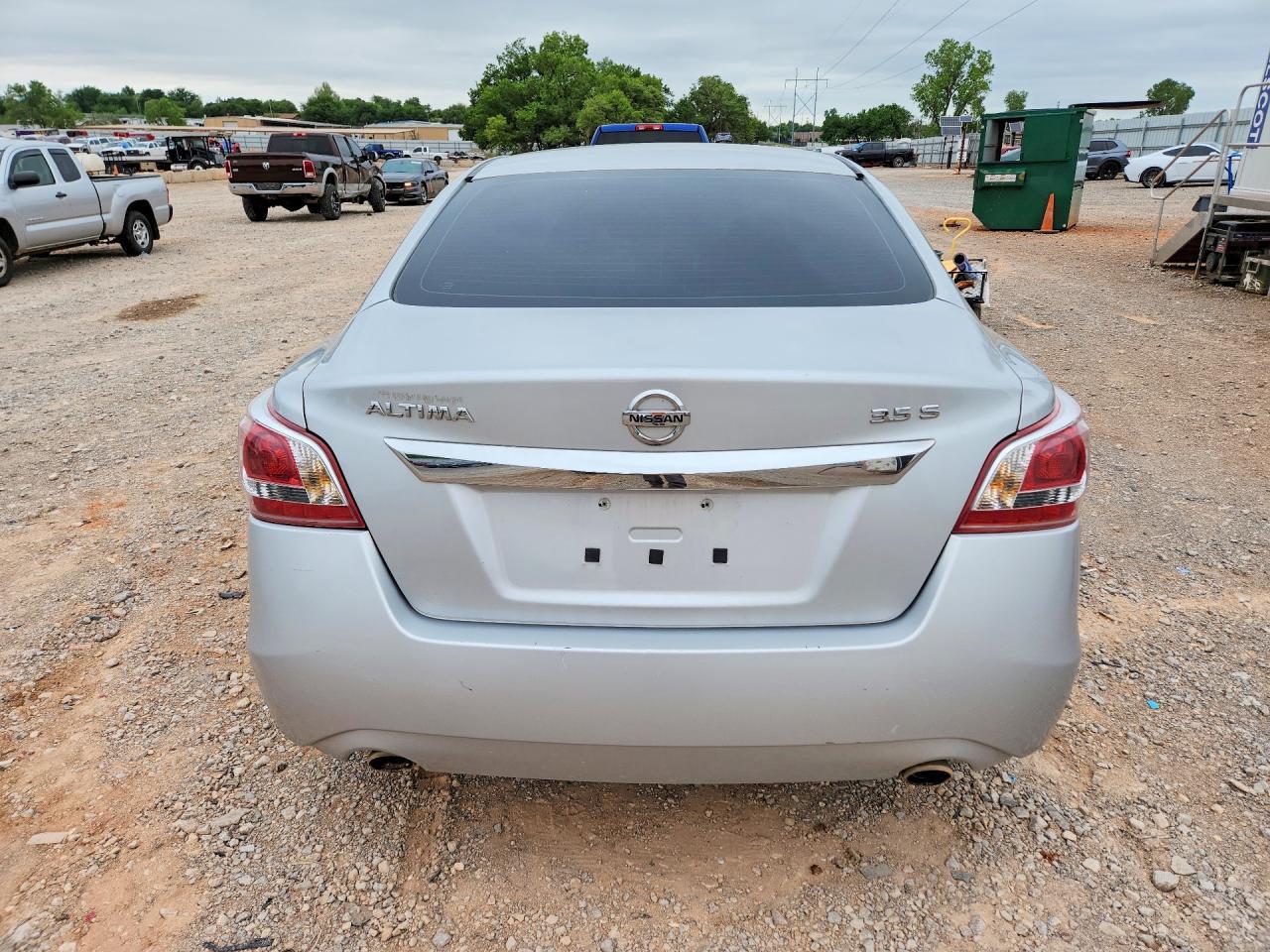 2013 Nissan Altima 3.5 S - Image 6