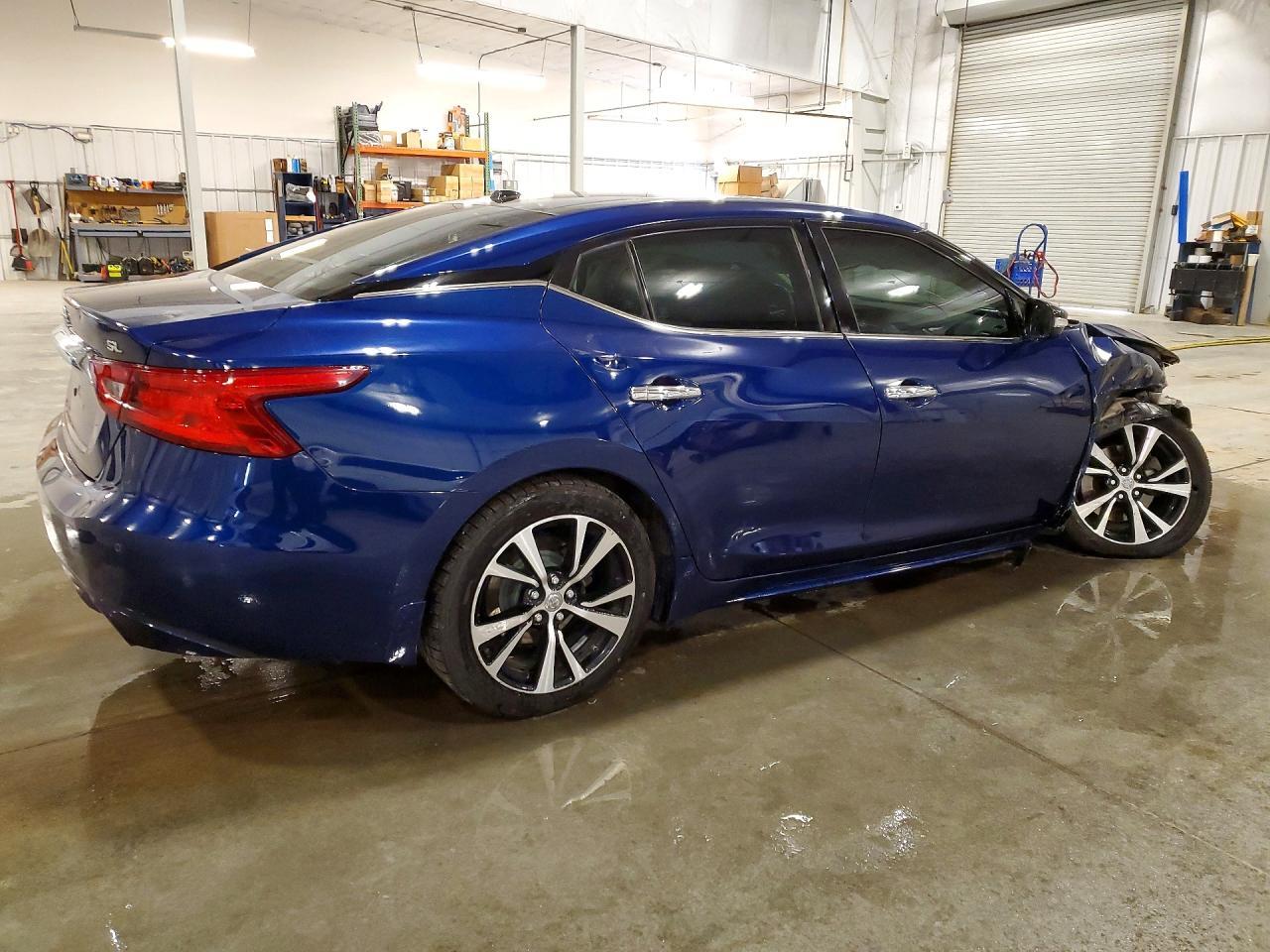 2016 Nissan Maxima 3.5S - Фото 3