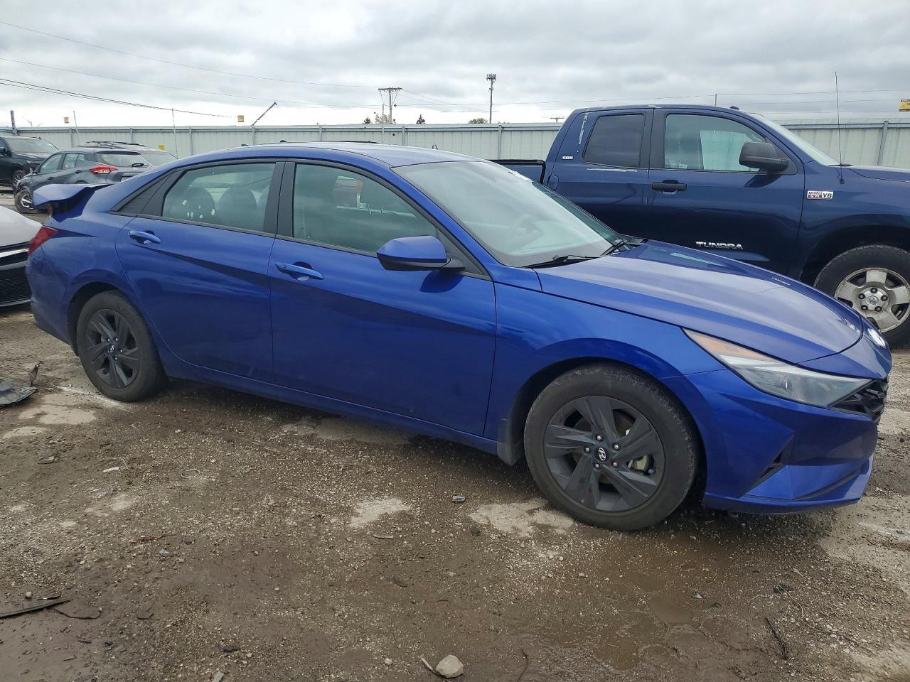 2023 Hyundai Elantra Sel - Фото 4