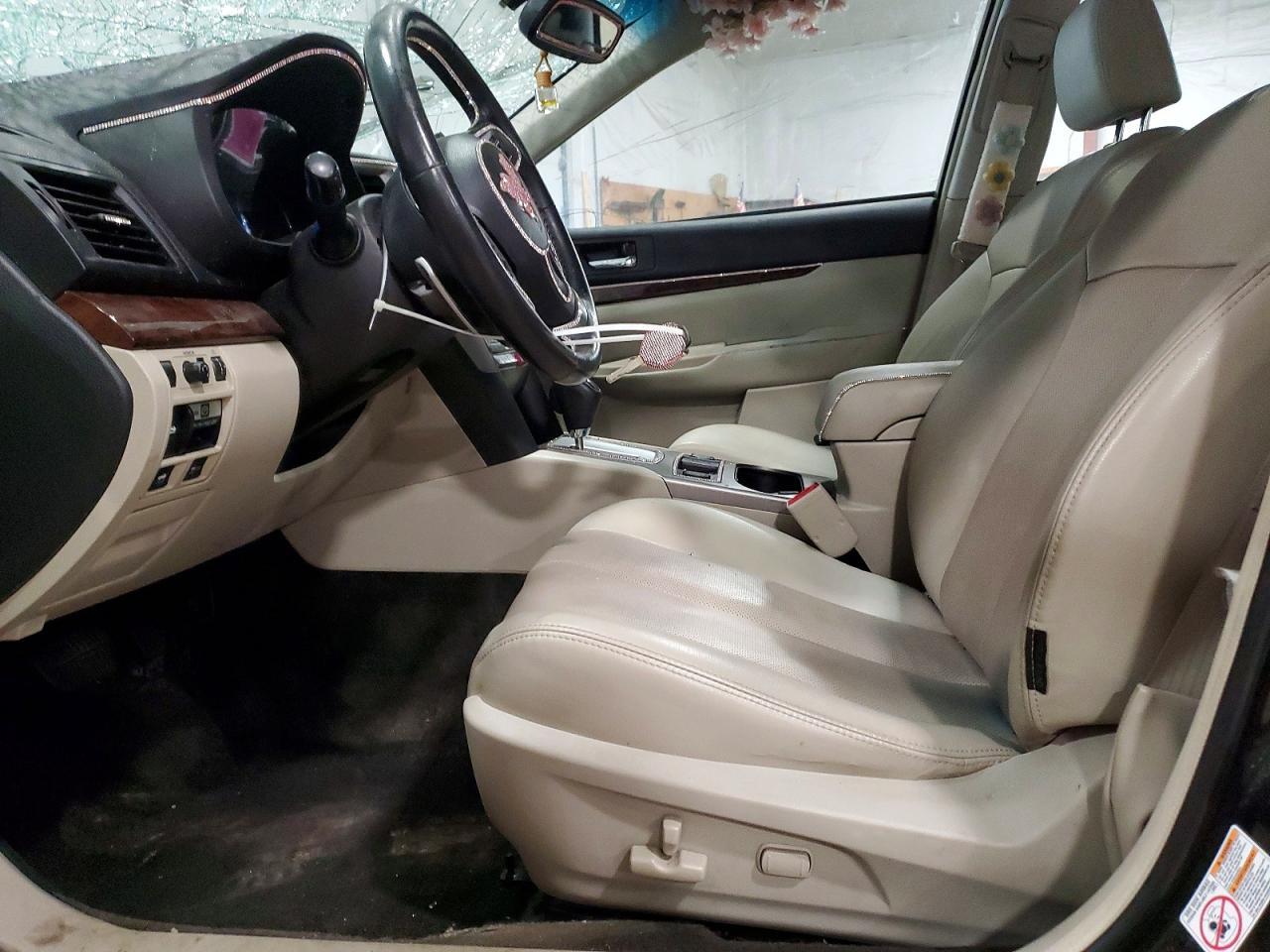 2014 Subaru Legacy 2.5I Limited - Image 7
