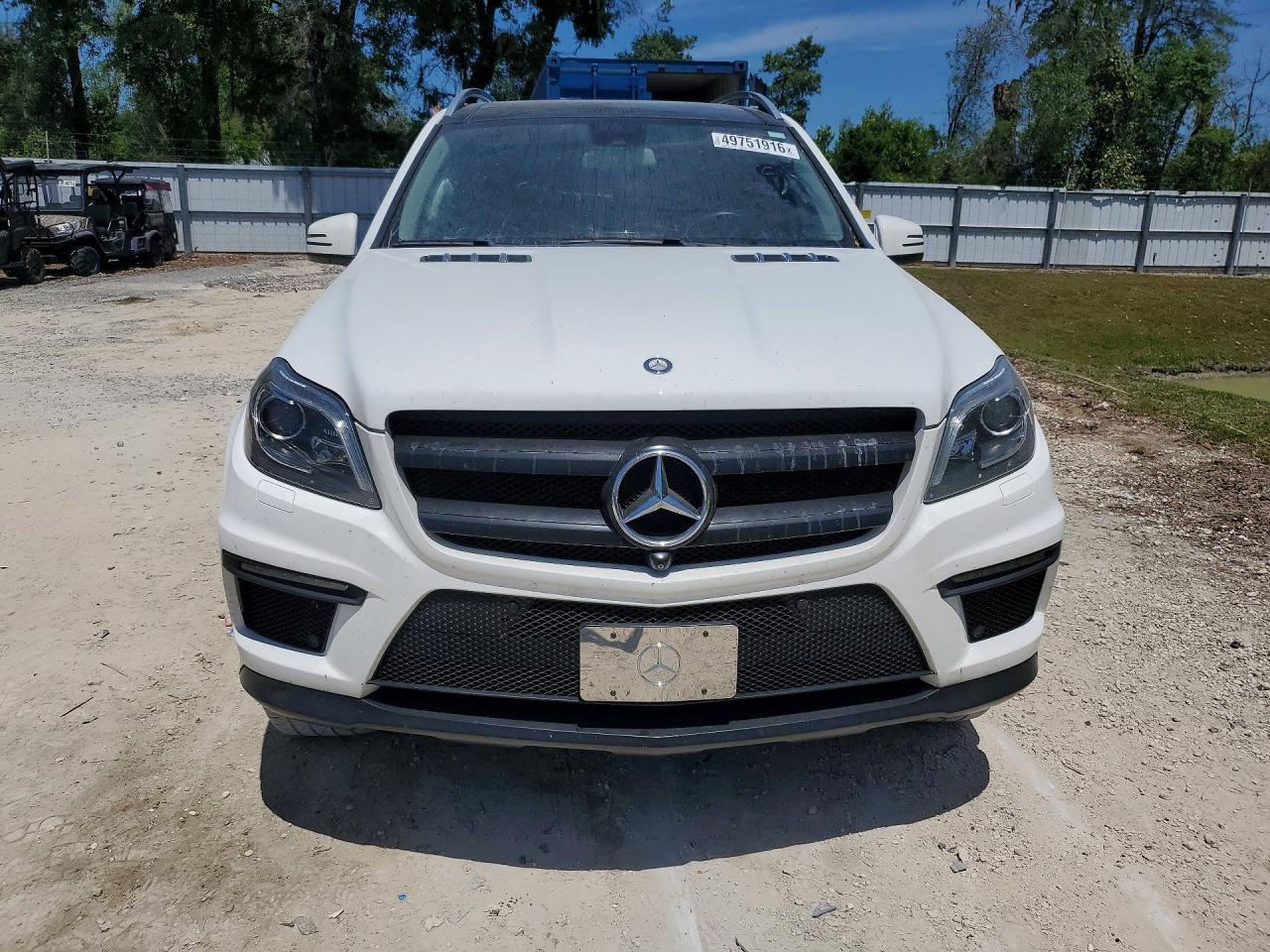 2015 Mercedes-Benz Gl 550 4Matic - Image 5