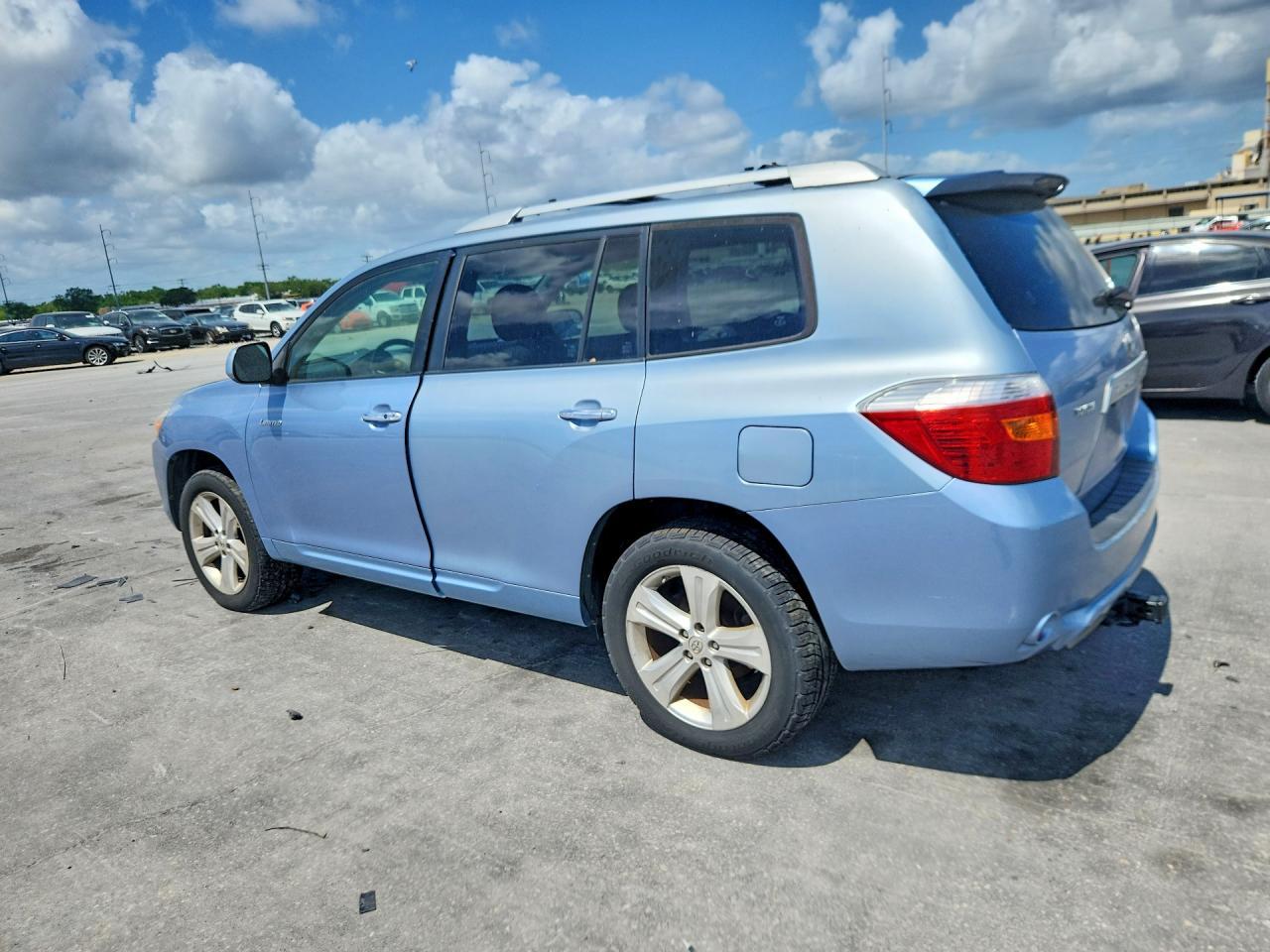 2008 Toyota Highlander Limited - Image 2