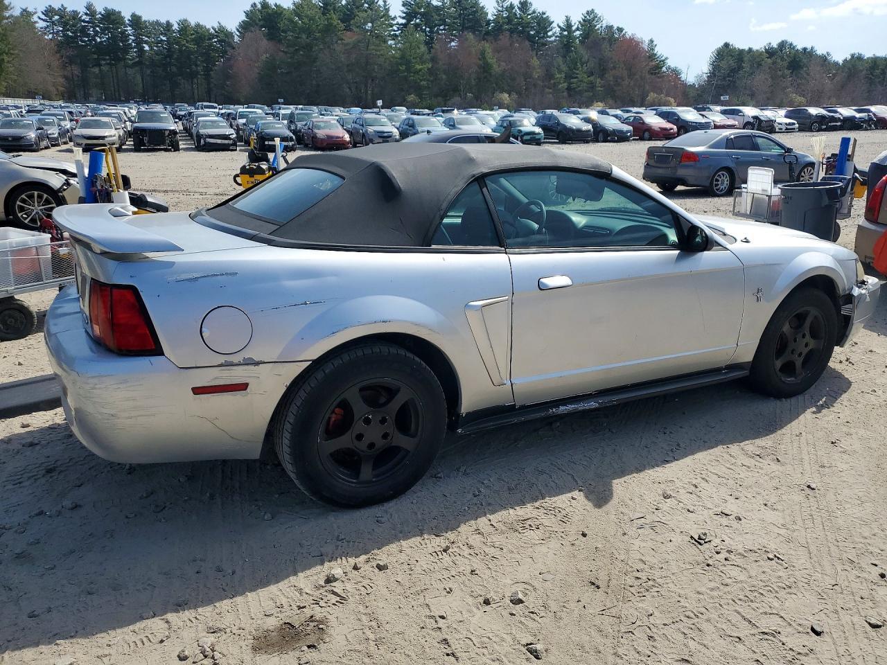 2002 Ford Mustang - Фото 3