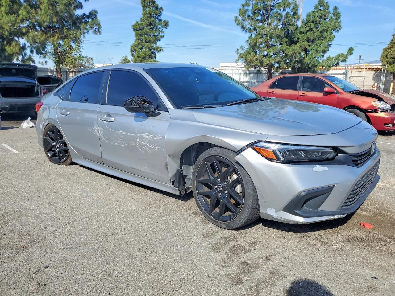 2023 Honda Civic Sport - Image 4