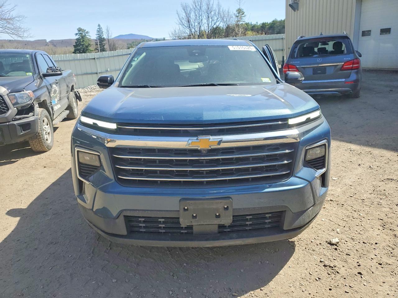 2025 Chevrolet Traverse Lt - Image 5