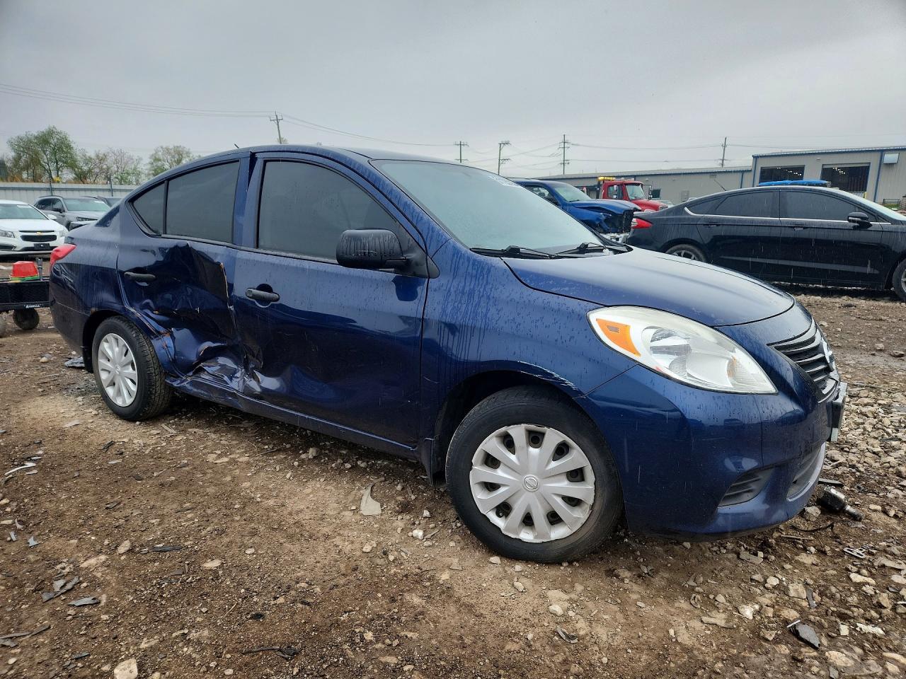2014 Nissan Versa 1.6 S Plus - Фото 4