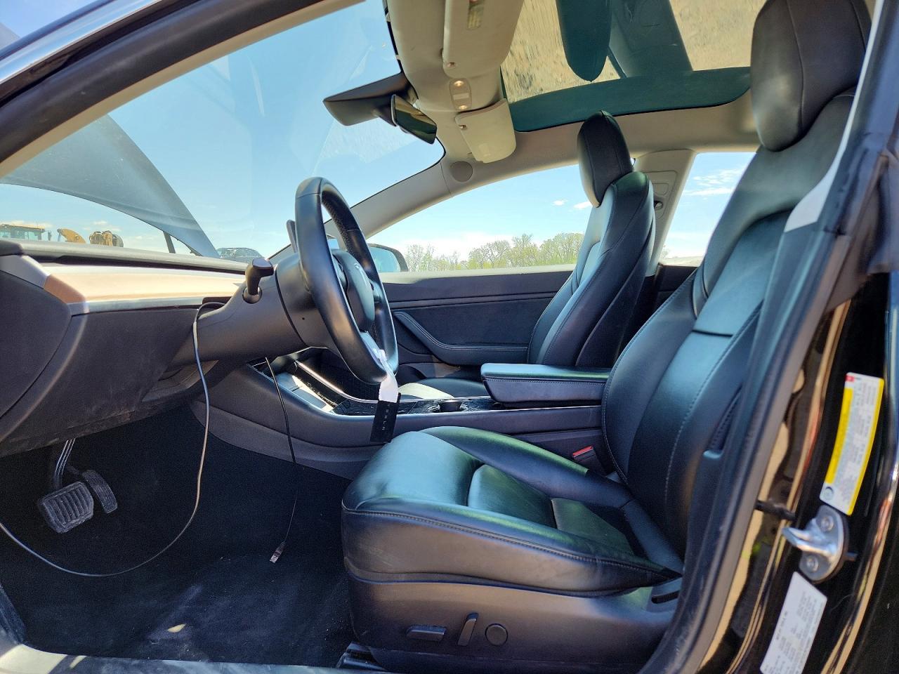 2019 Tesla Model 3 - Фото 7