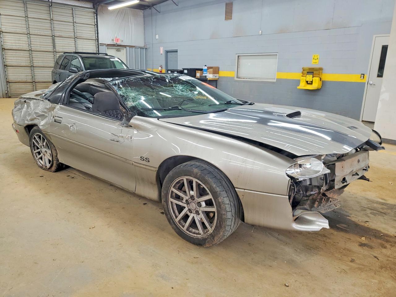 2000 Chevrolet Camaro Z28 - Image 4