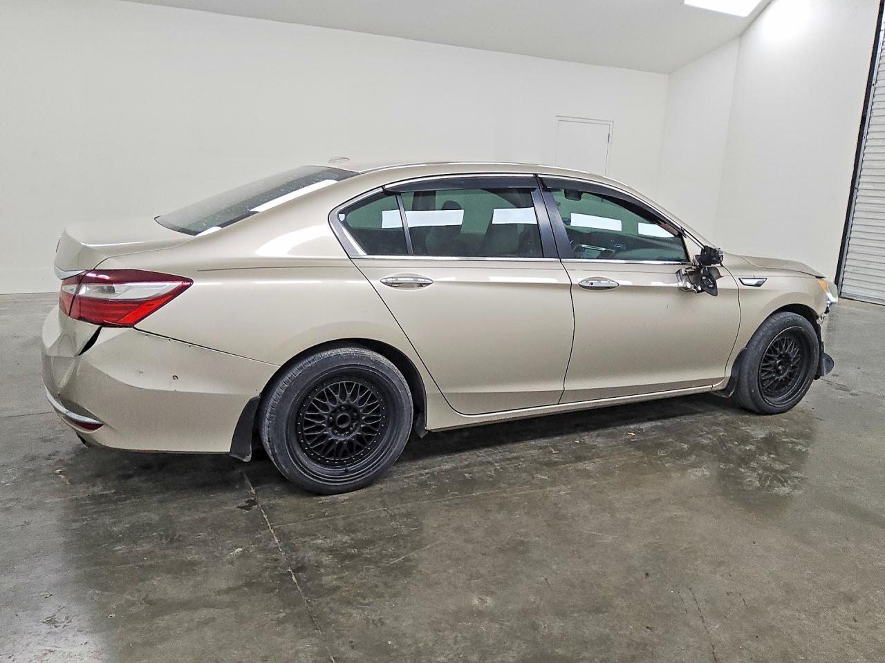 2016 Honda Accord Ex - Image 3