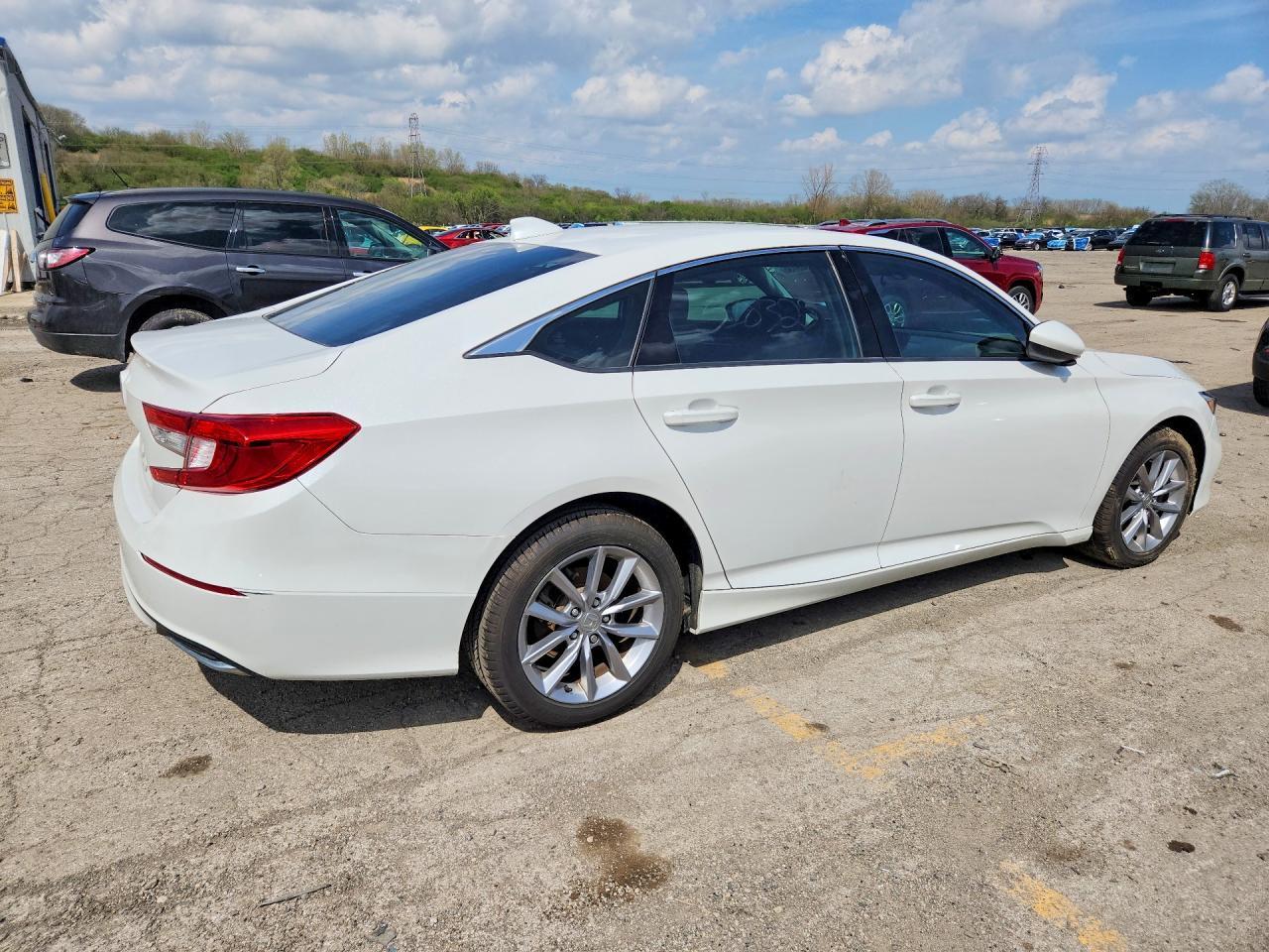 2021 Honda Accord Lx - Фото 3