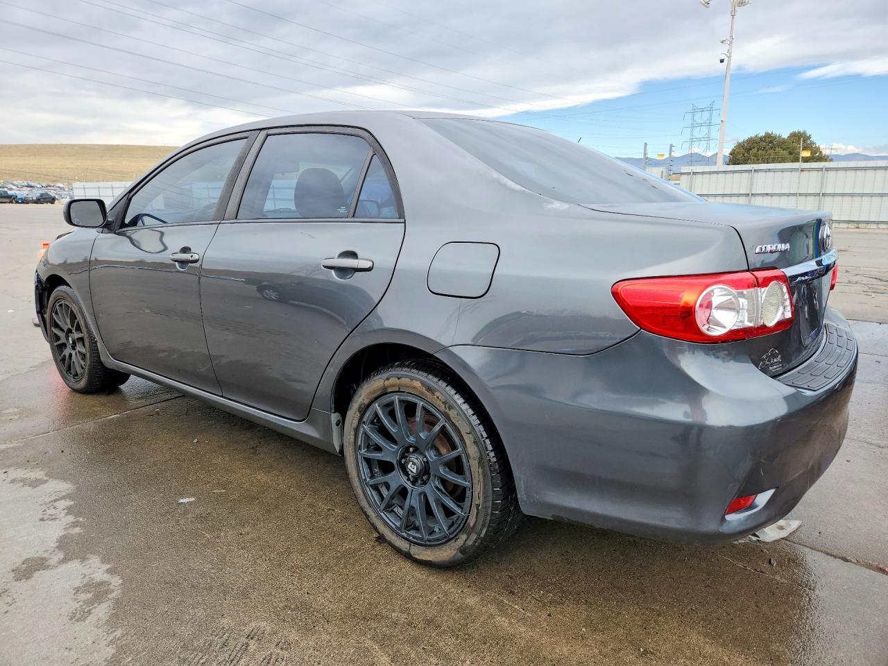 2012 Toyota Corolla Le - Image 2