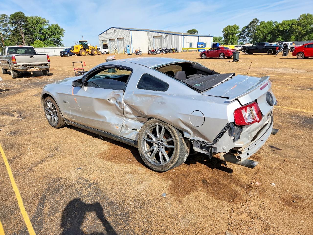 2012 Ford Mustang Gt - Image 2