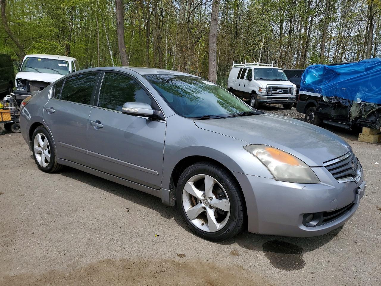 2007 Nissan Altima 3.5 Se - Фото 4