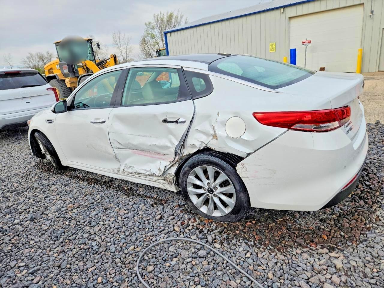 2016 Kia Optima Ex - Фото 2