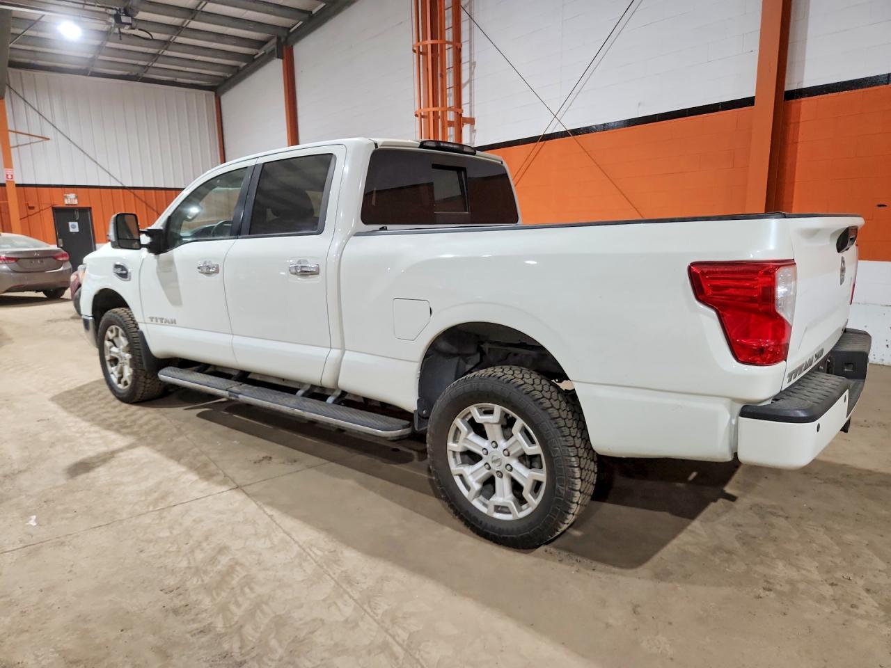 2016 Nissan Titan Xd S - Фото 2