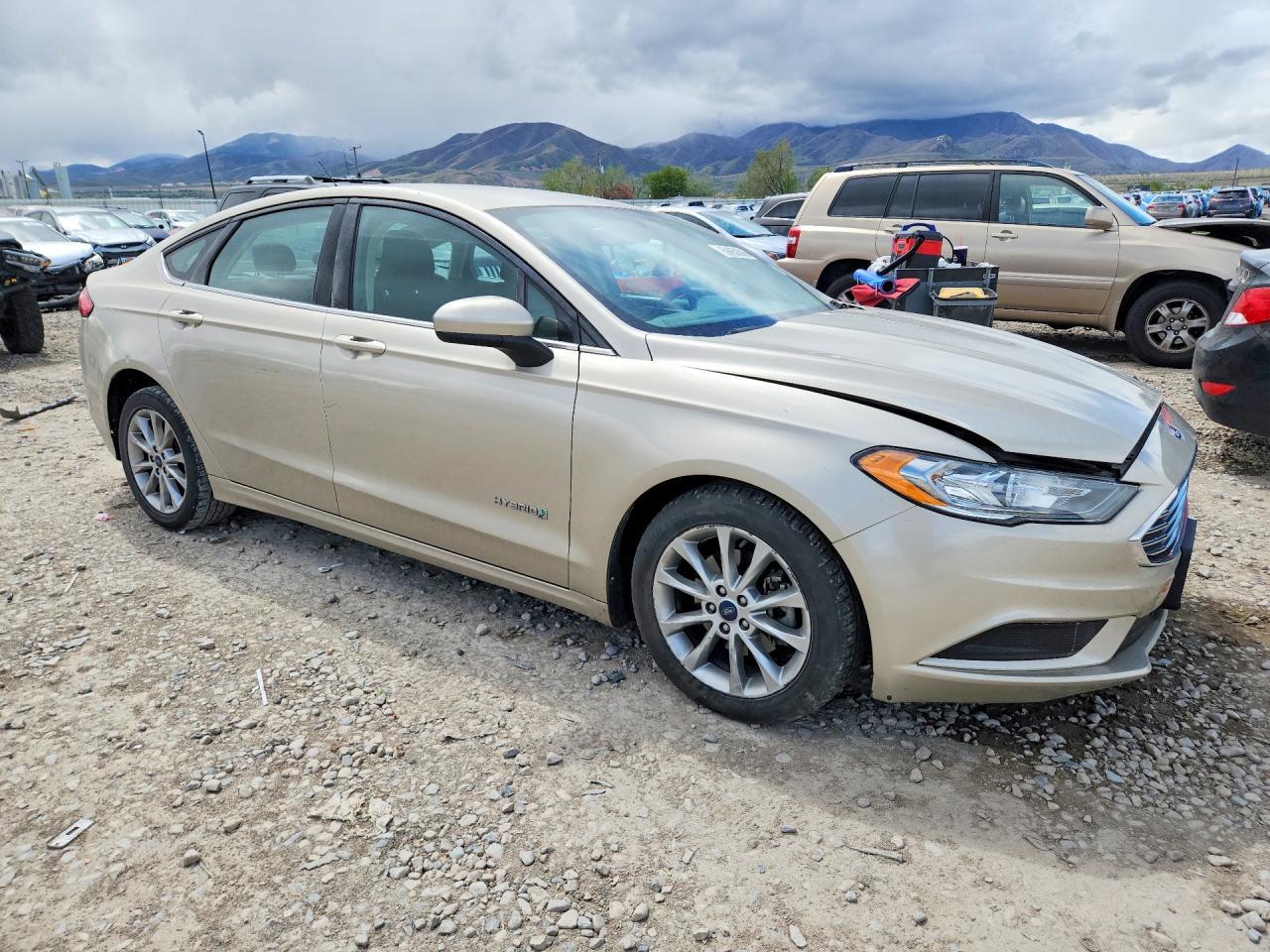 2017 Ford Fusion Se Hybrid - Фото 4
