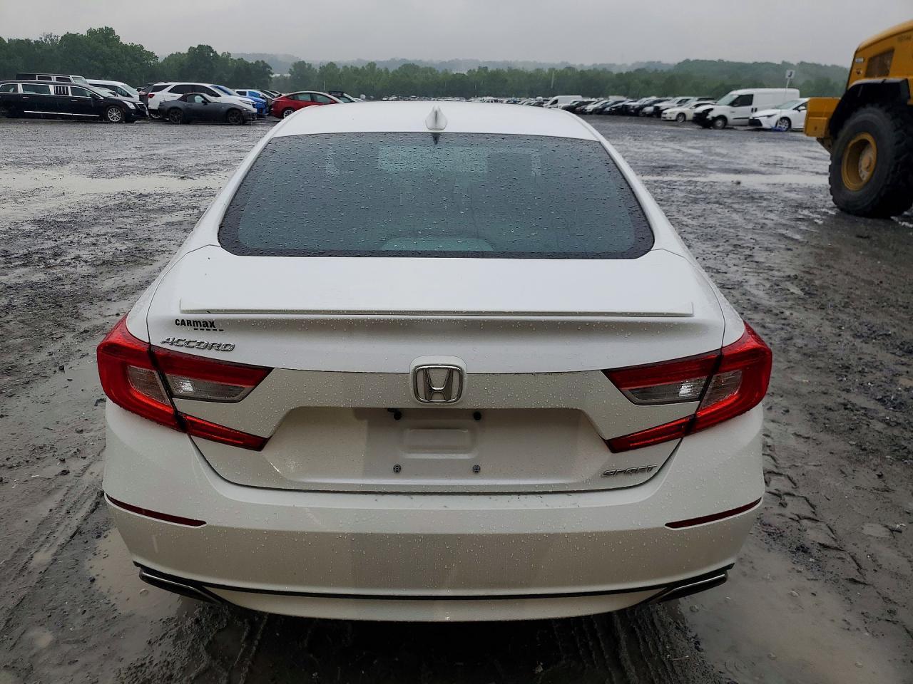 2018 Honda Accord Sport - Image 6
