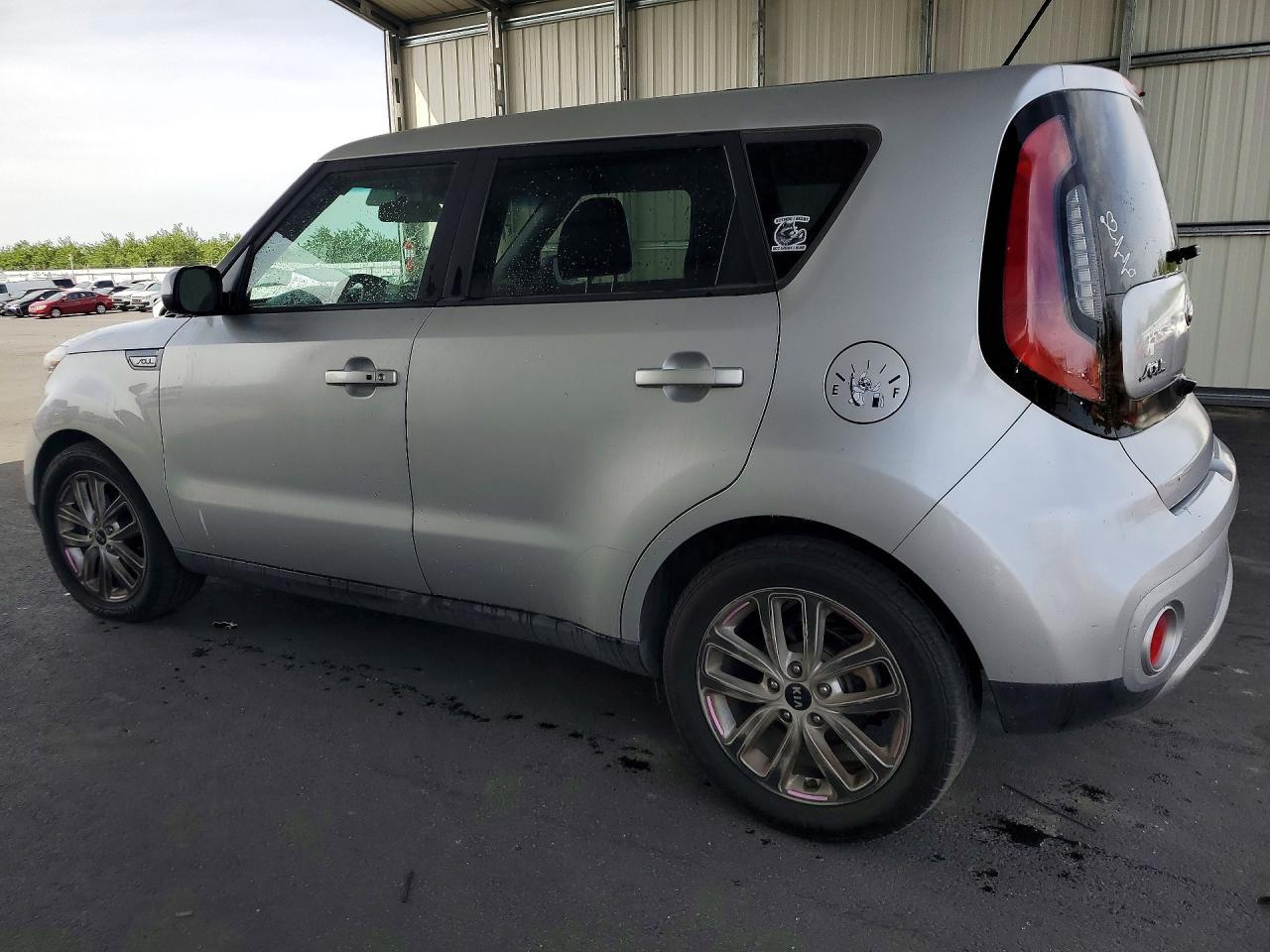 2017 Kia Soul + - Image 2