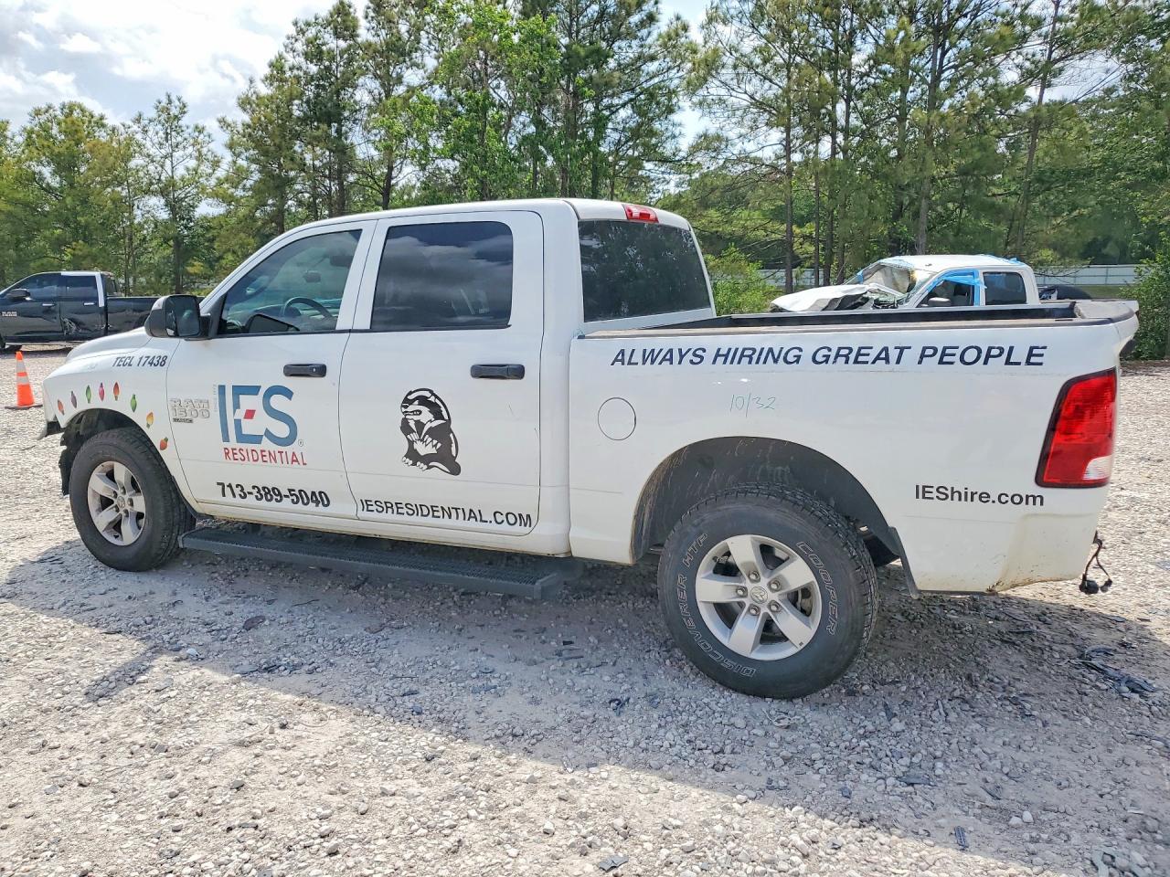 2023 Ram 1500 Classic Tradesman - Фото 2