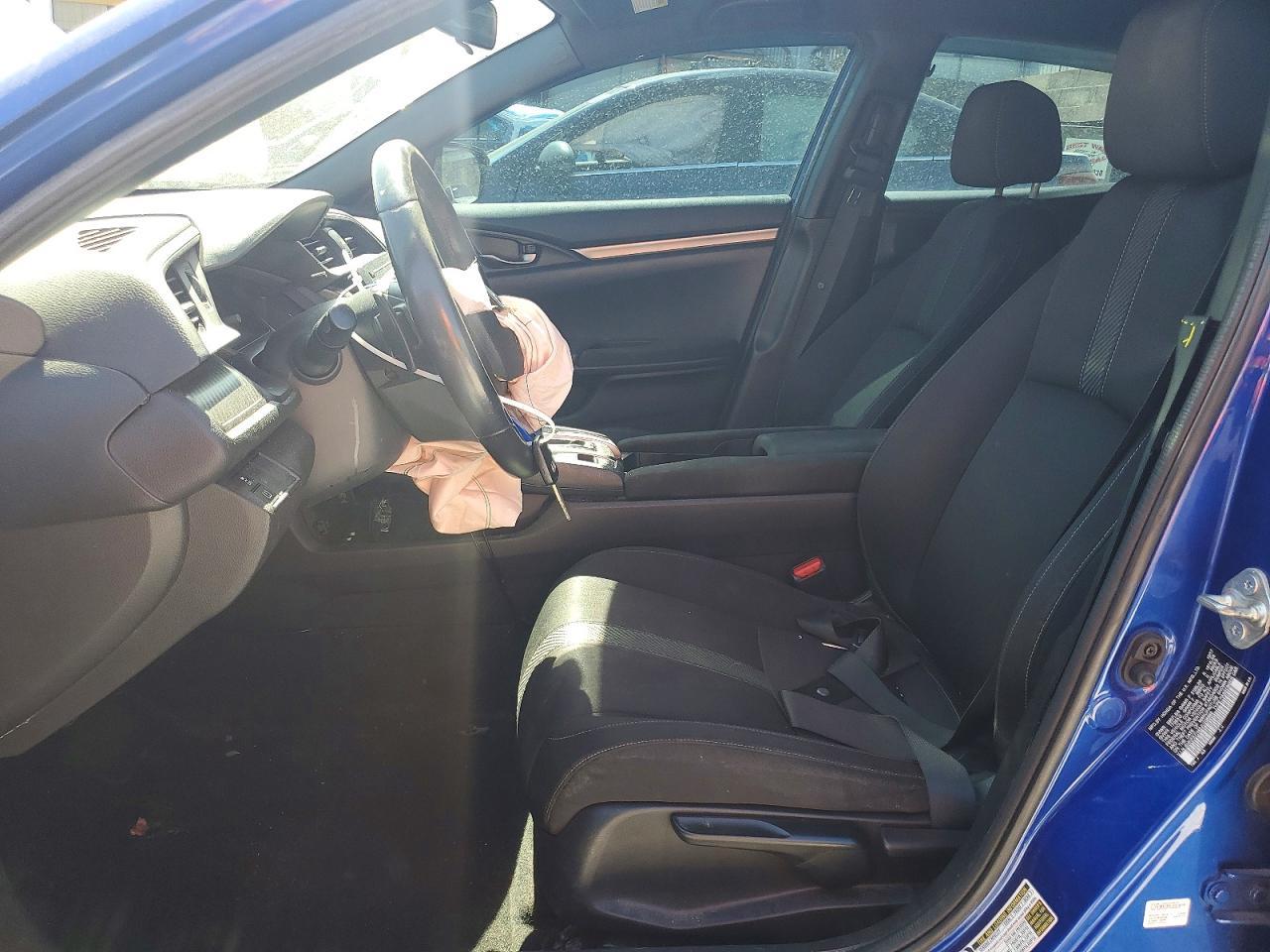 2018 Honda Civic Sport - Image 7