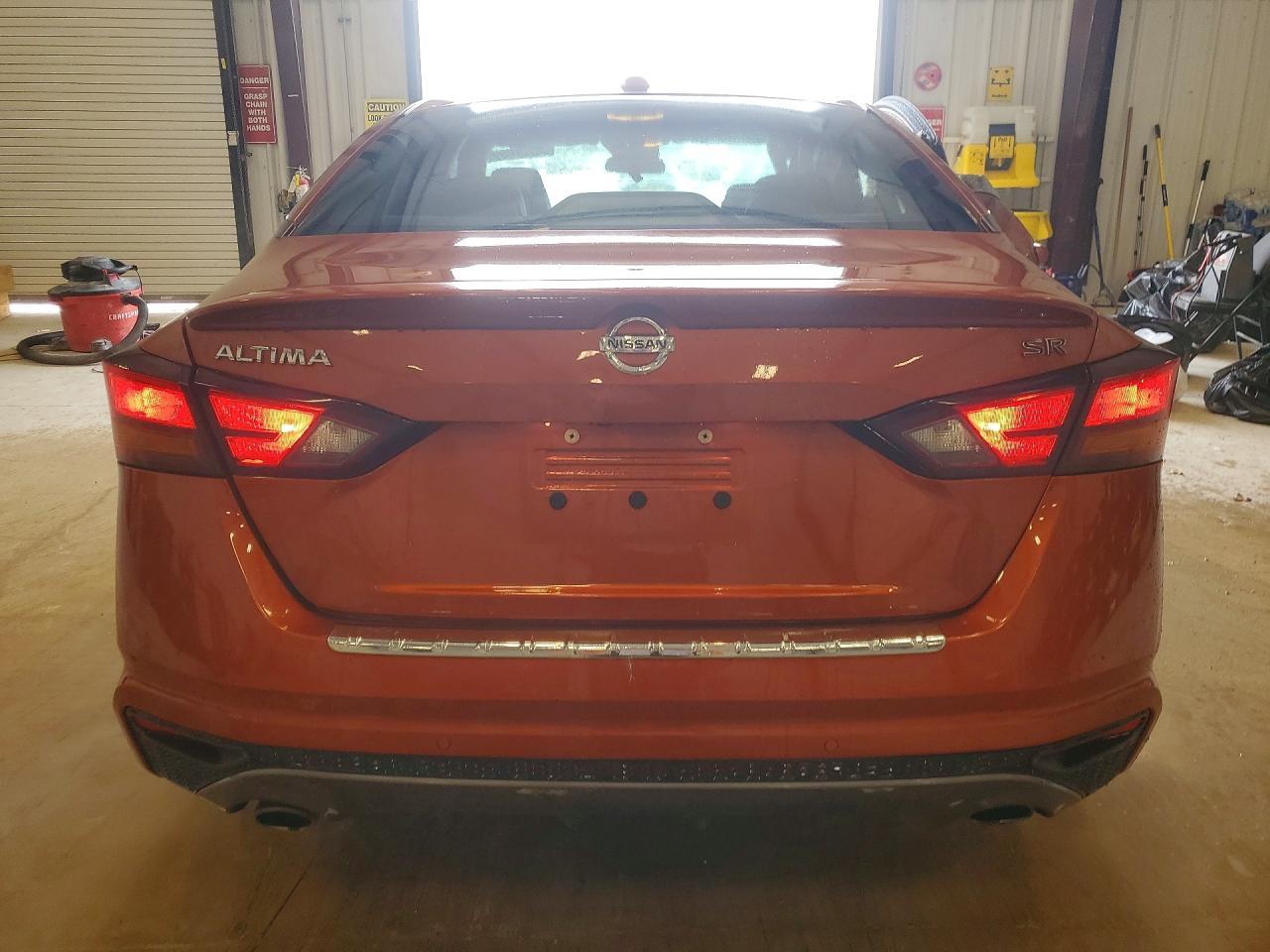 2021 Nissan Altima Sr - Image 6