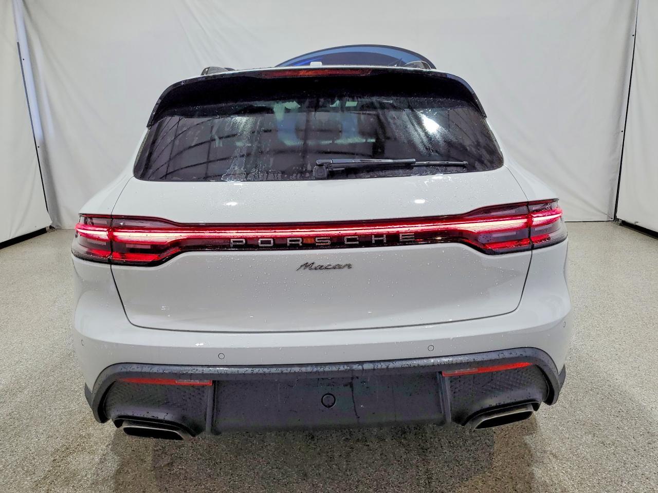 2024 Porsche Macan Base - Image 6