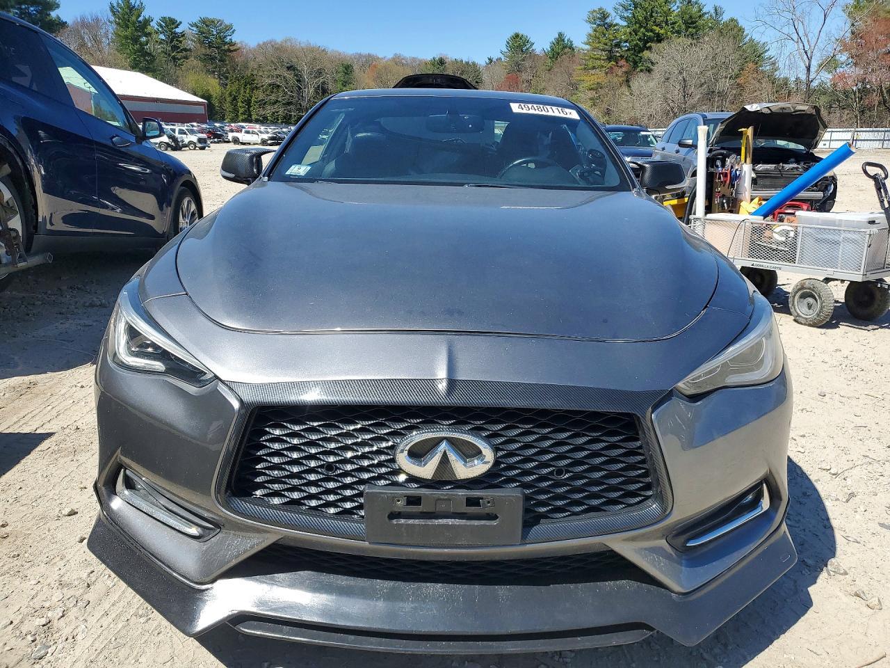 2017 Infiniti Q60 3.0T Premium - Фото 5