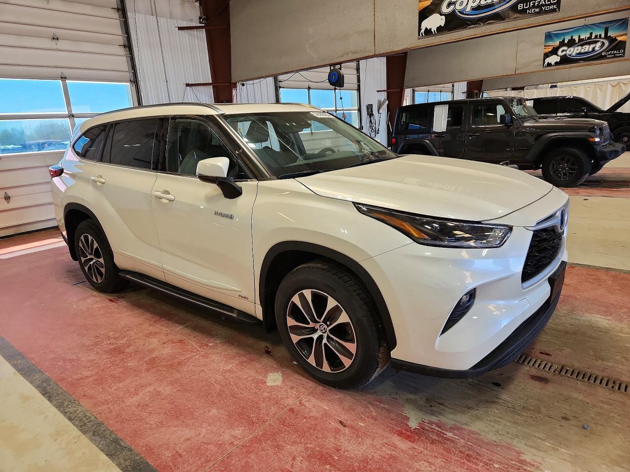 2021 Toyota Highlander Hybrid Xle - Фото 4