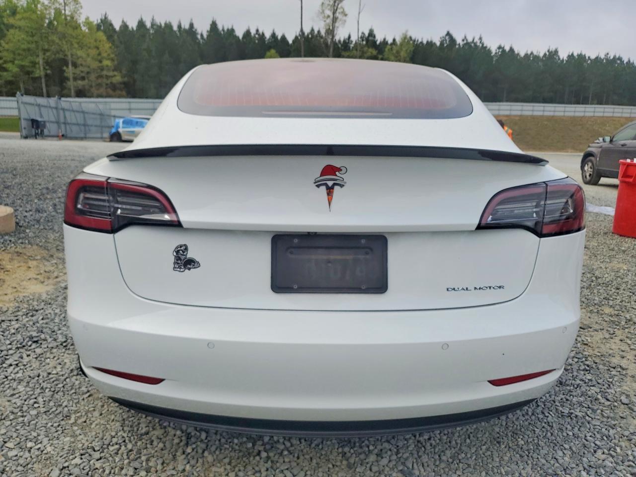 2018 Tesla Model 3 - Фото 6