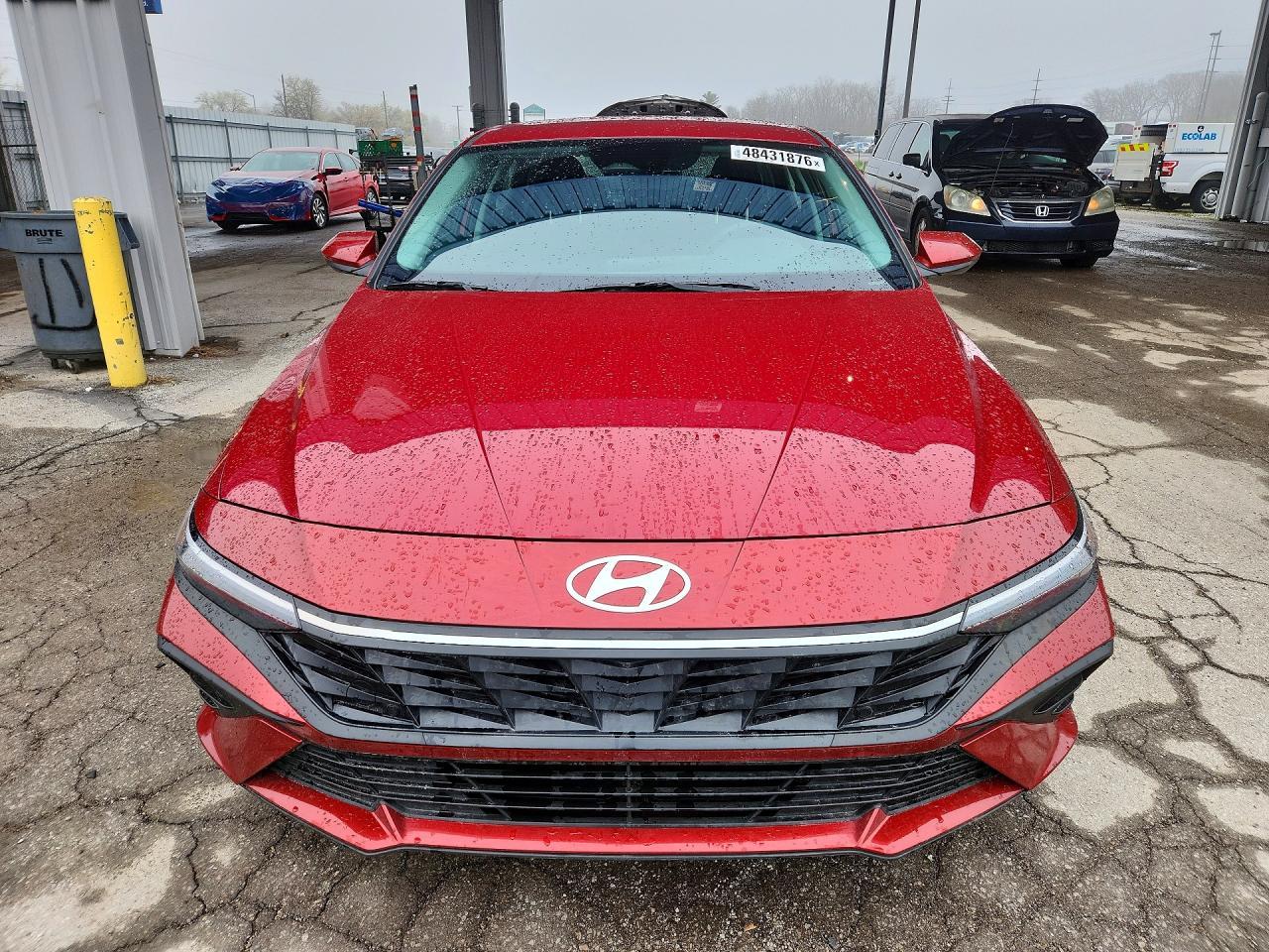 2025 Hyundai Elantra Se - Image 5