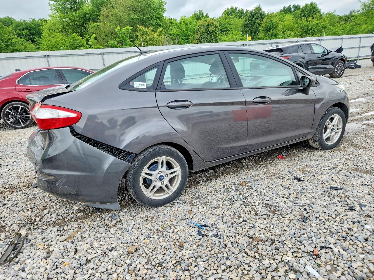2019 Ford Fiesta Se - Фото 3