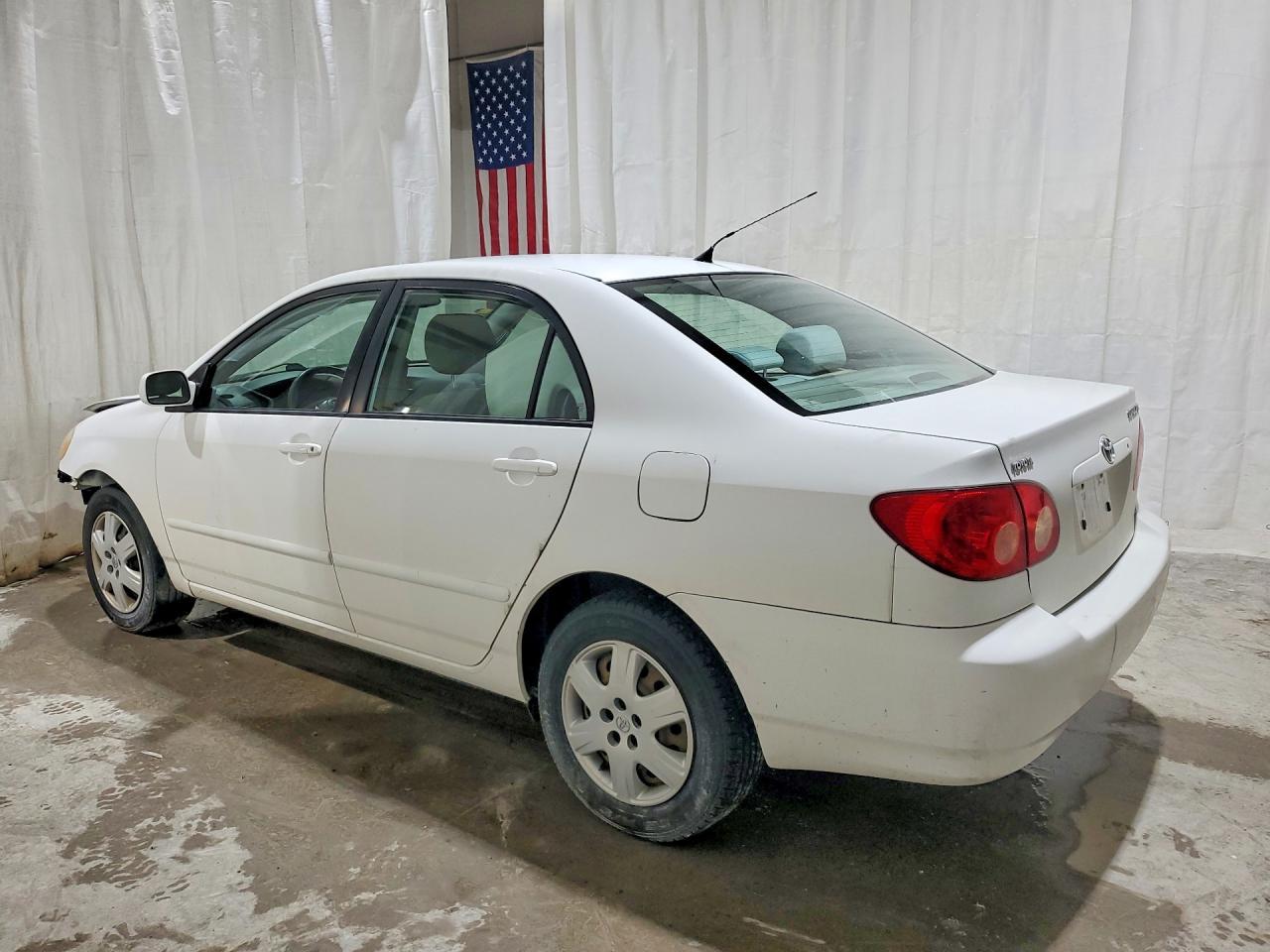 2007 Toyota Corolla Le - Image 2