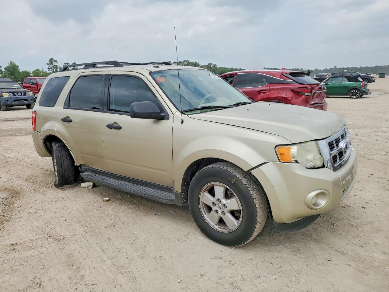 2011 Ford Escape Xlt - Image 4