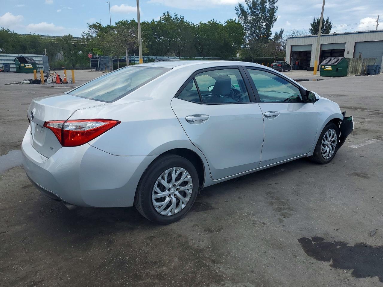 2015 Toyota Corolla Le - Image 3
