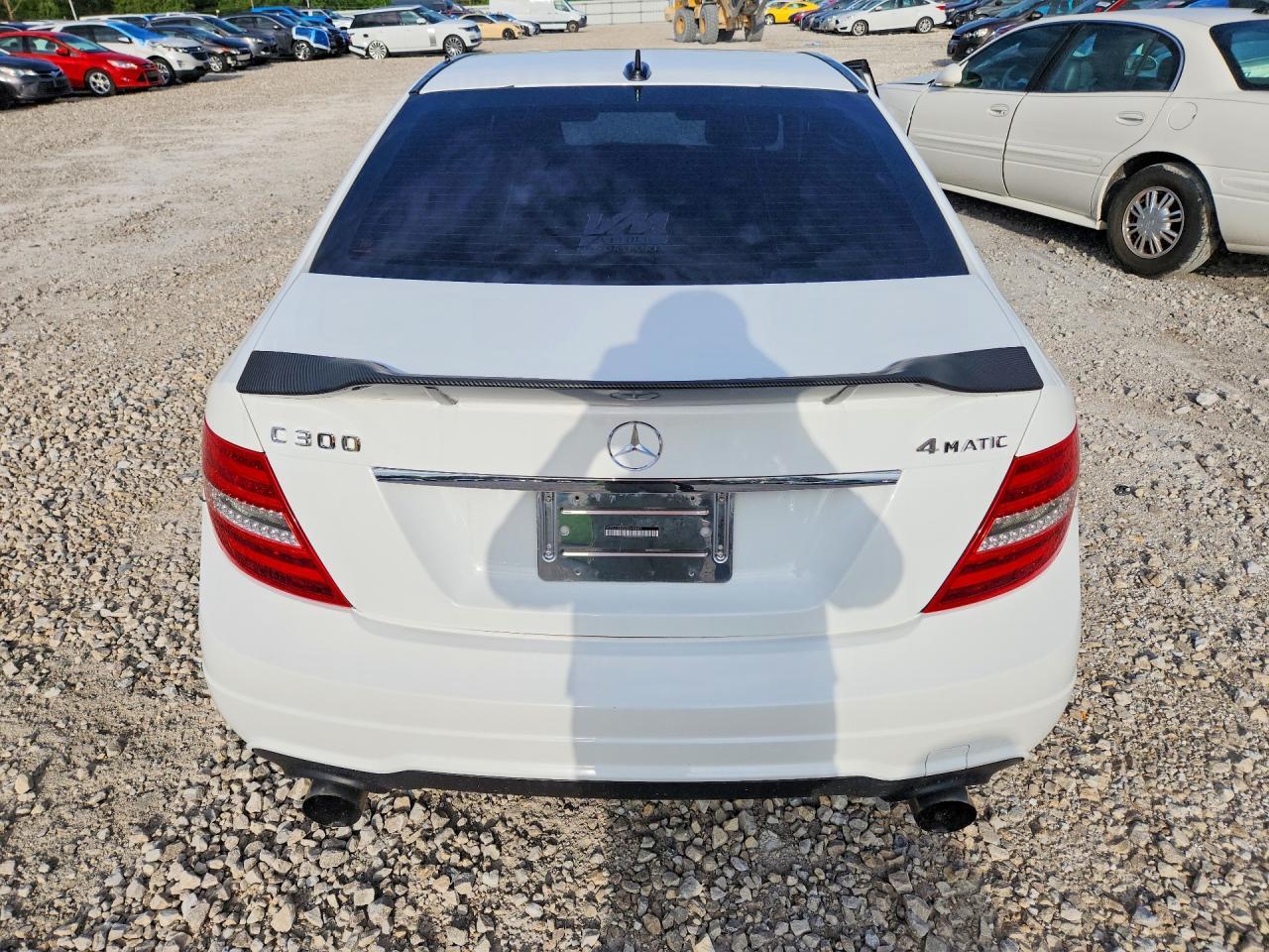 2013 Mercedes-Benz C 300 4Matic - Image 6