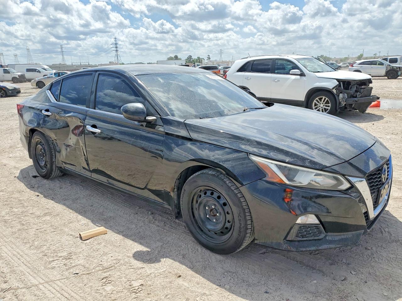 2020 Nissan Altima 2.5 S - Фото 4